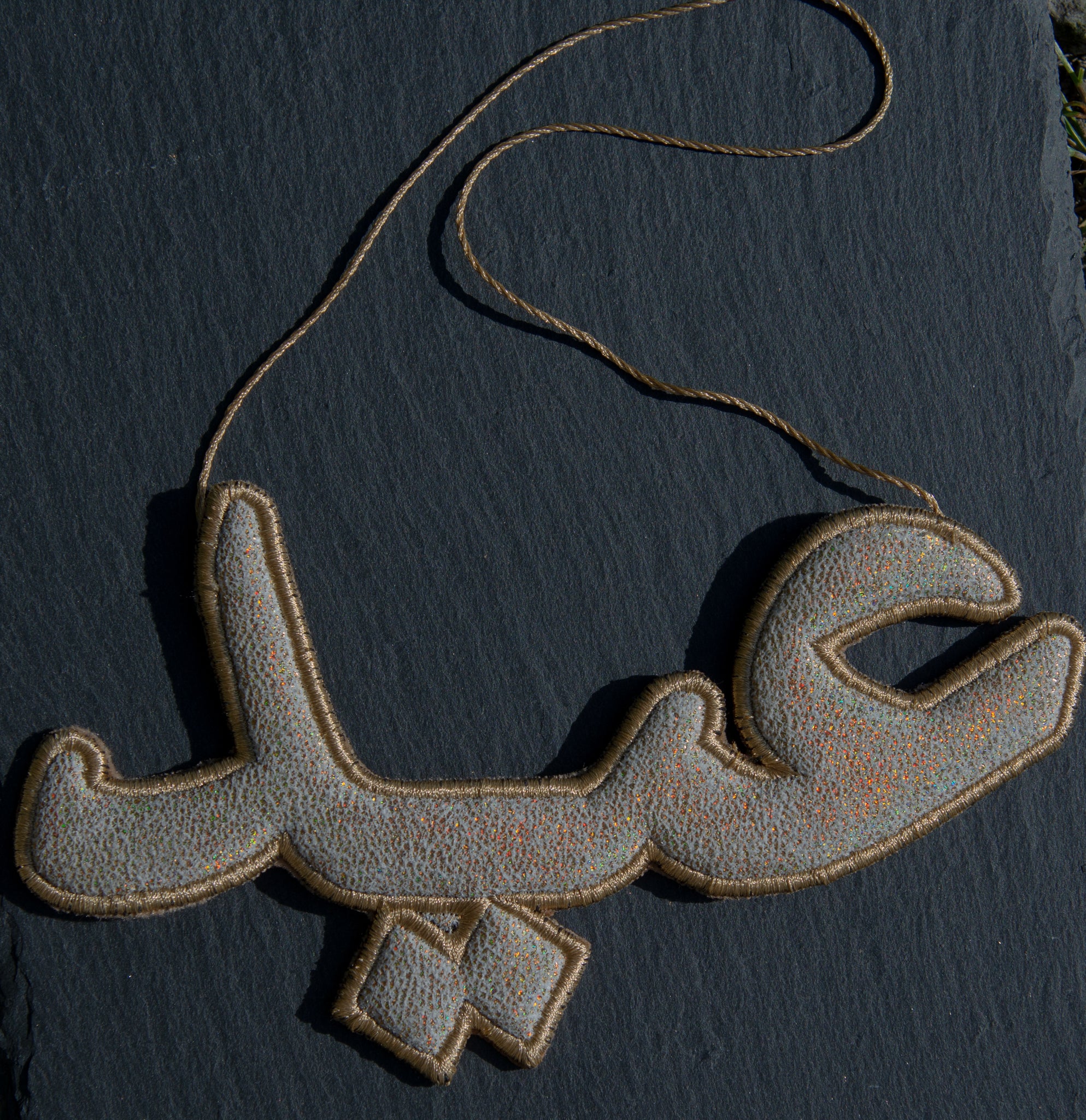 "عيد" Eid SilverArabic Calligraphy  Embroidery Ornament